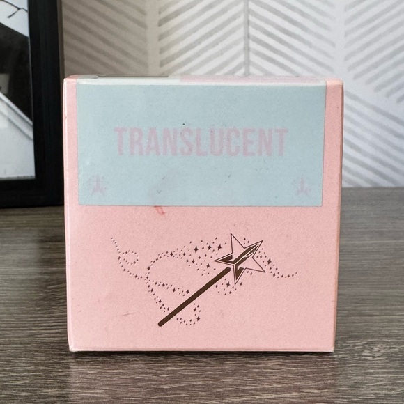 Jeffree Star Magic Star Luminous Setting Powder - Translucent - Picture 3 of 3